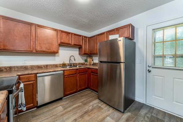 Foxcreek Apartments property
